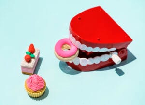 toy jaws with sweets for oral health concepts 2026 03 18 11 54 39 utc